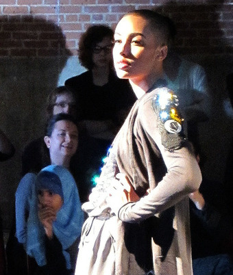 Illustration for article titled High Tech Collides With High Fashion At Eyebeam's NYC Fashion Show